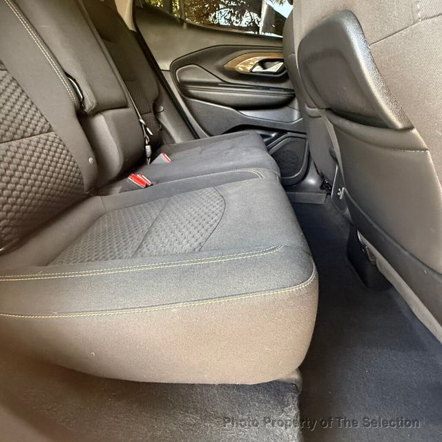 2020 GMC Terrain FWD SLE w/ELEVATION & DRIVER CONVENIENCE - 23050049 - 39