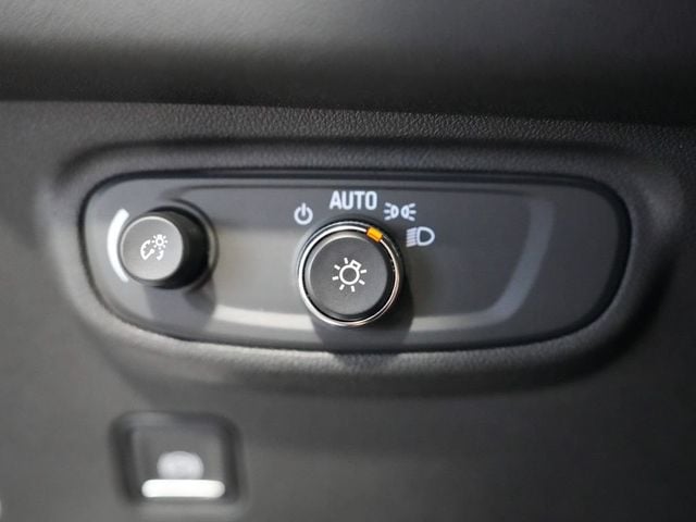 2020 GMC Terrain SLE - 23077717 - 19