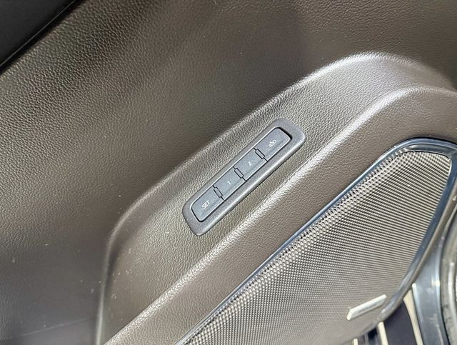 2020 GMC Yukon 4WD 4dr Denali - 22962335 - 38