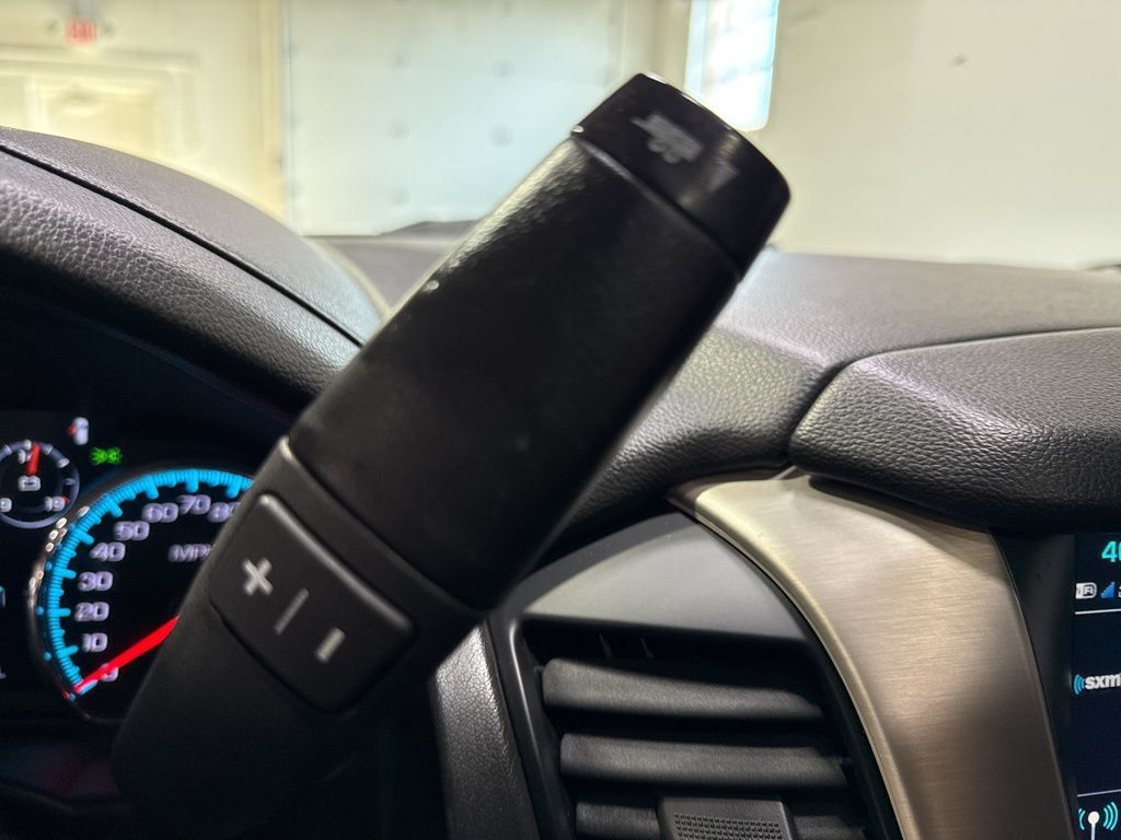 2020 GMC Yukon 4WD 4dr Denali - 22968232 - 19