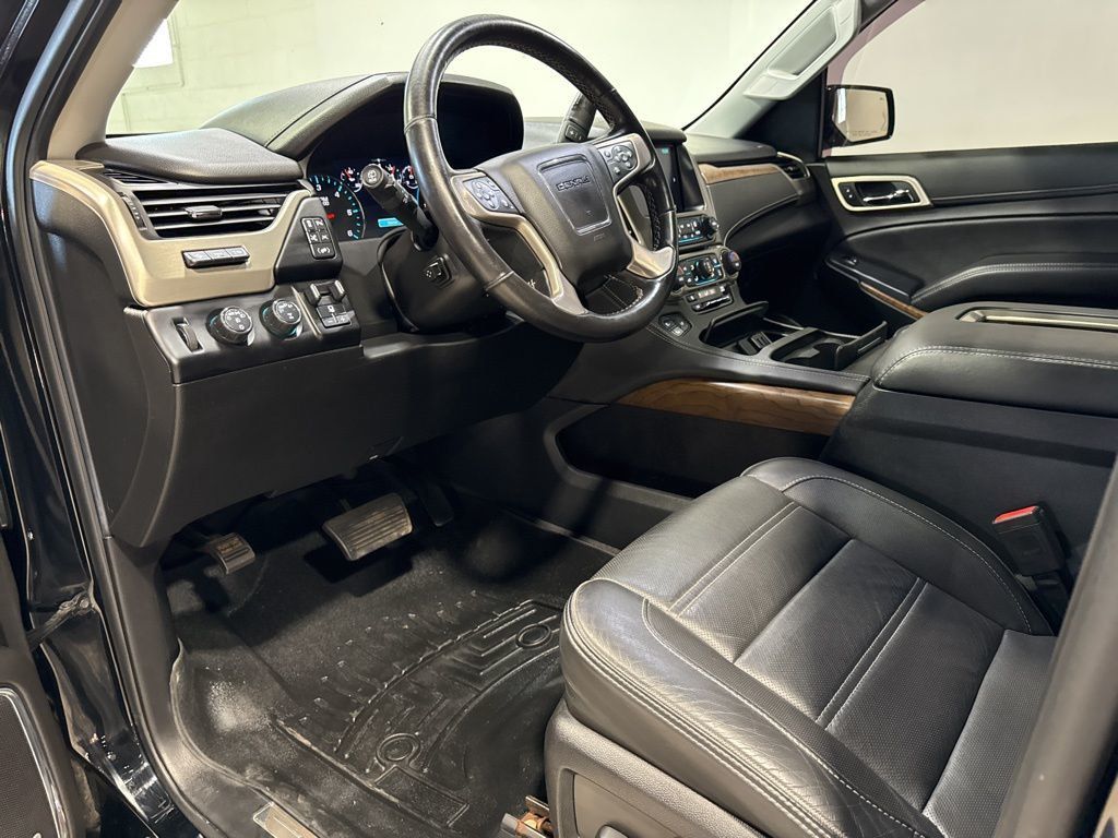 2020 GMC Yukon 4WD 4dr Denali - 22968232 - 37