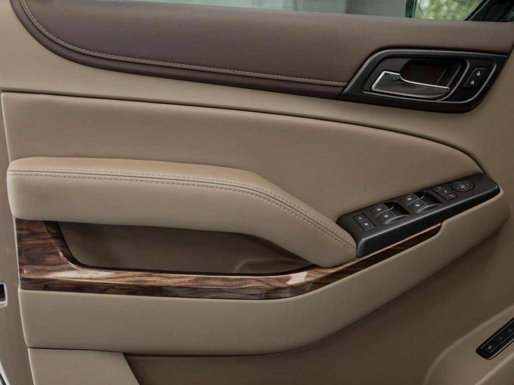 2020 Gmc Yukon SLT photo 30
