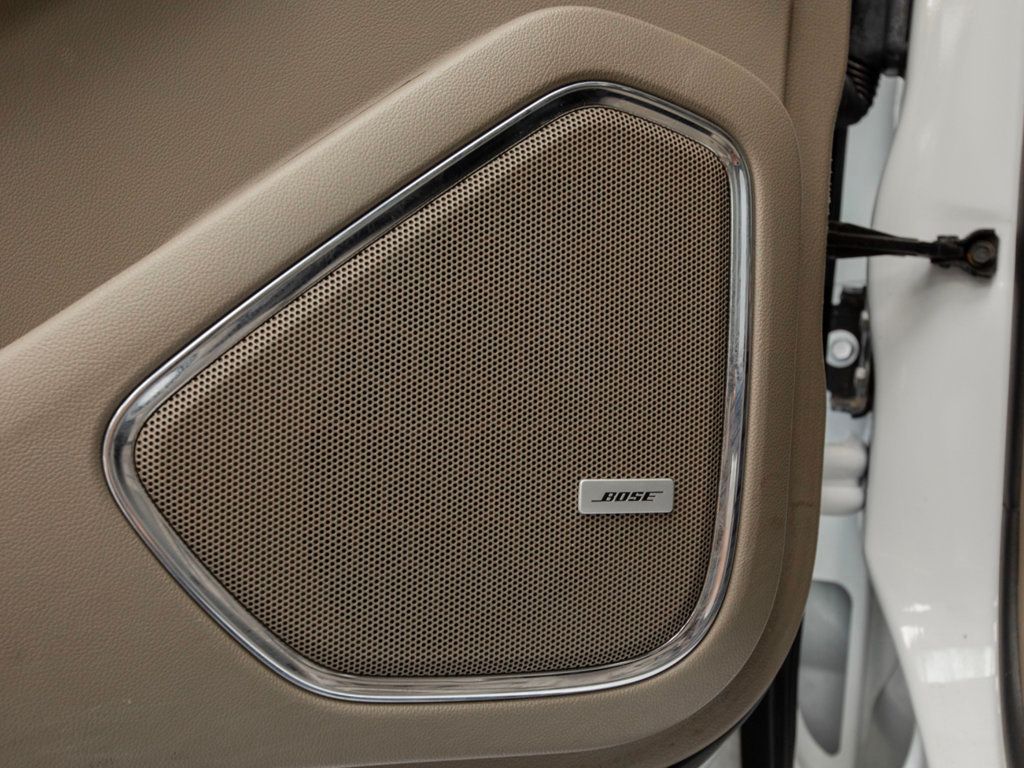 2020 Gmc Yukon SLT photo 31