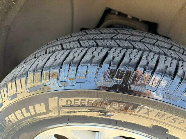 2020 GMC Yukon 4WD 4dr SLT - 23044988 - 37