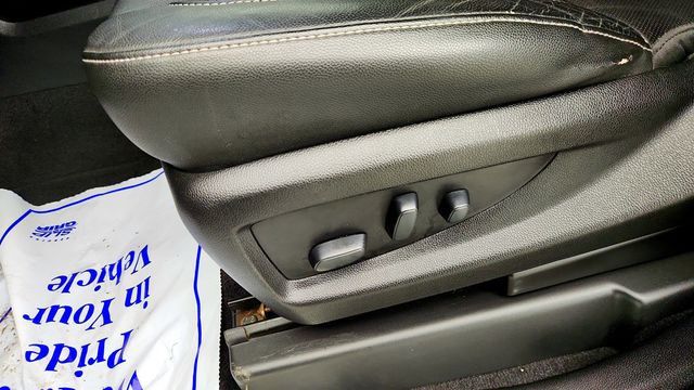 2020 GMC Yukon 4WD 4dr SLT w/ Power Sunroof & Tilt-Sliding 2nd Row Bucket Seats - 23019063 - 10