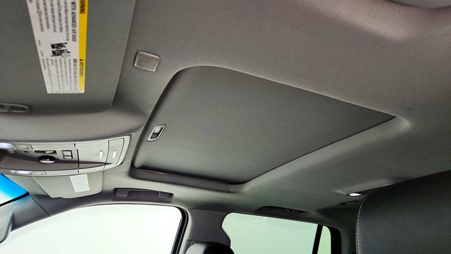 2020 GMC Yukon 4WD 4dr SLT w/ Power Sunroof & Tilt-Sliding 2nd Row Bucket Seats - 23019063 - 18