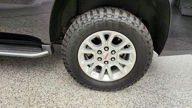 2020 GMC Yukon 4WD 4dr SLT w/ Power Sunroof & Tilt-Sliding 2nd Row Bucket Seats - 23019063 - 8