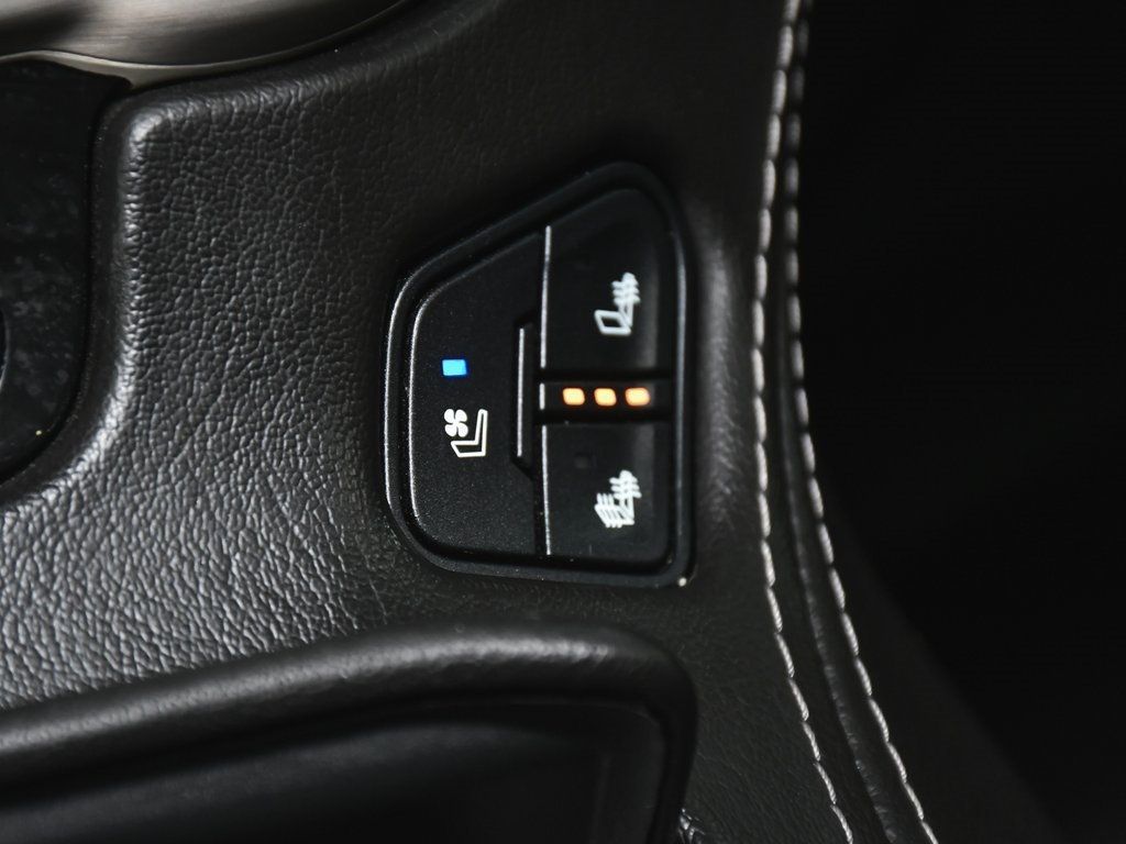 2020 Gmc Yukon Denali photo 27