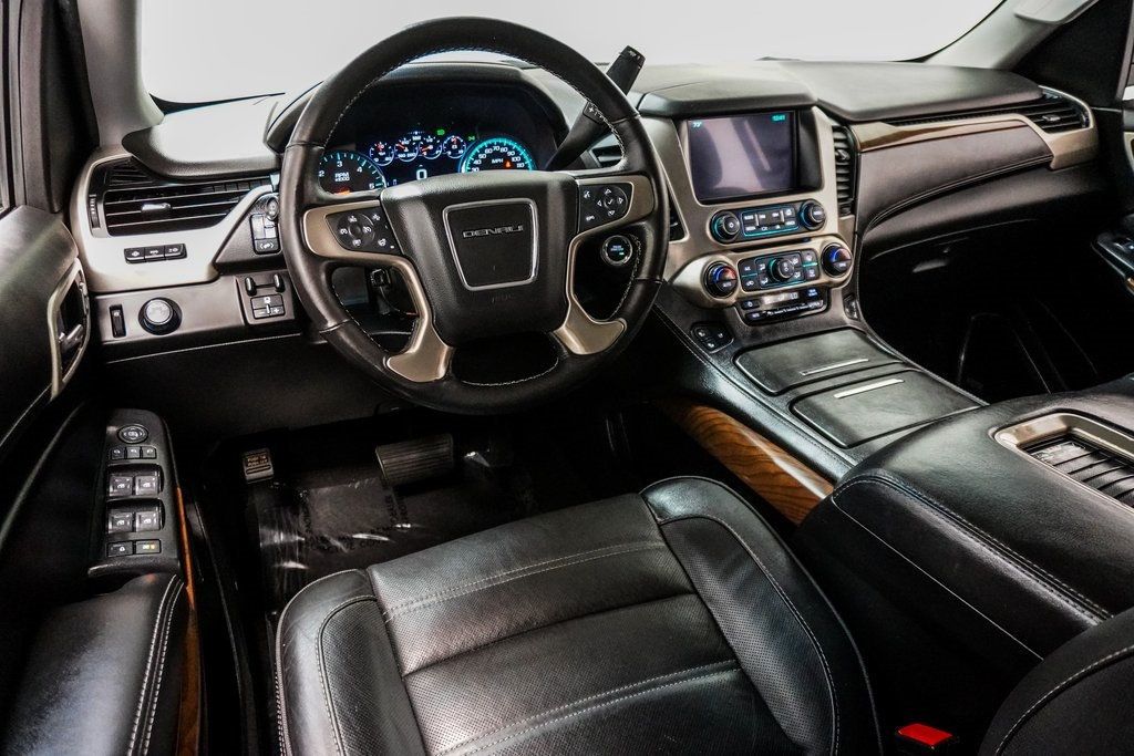 2020 Gmc Yukon XL Denali photo 25