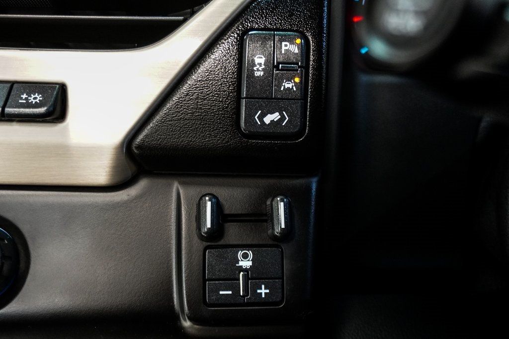 2020 Gmc Yukon XL Denali photo 31