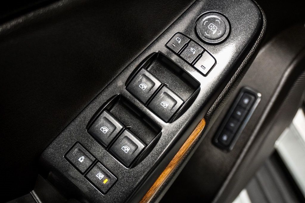 2020 Gmc Yukon XL Denali photo 32