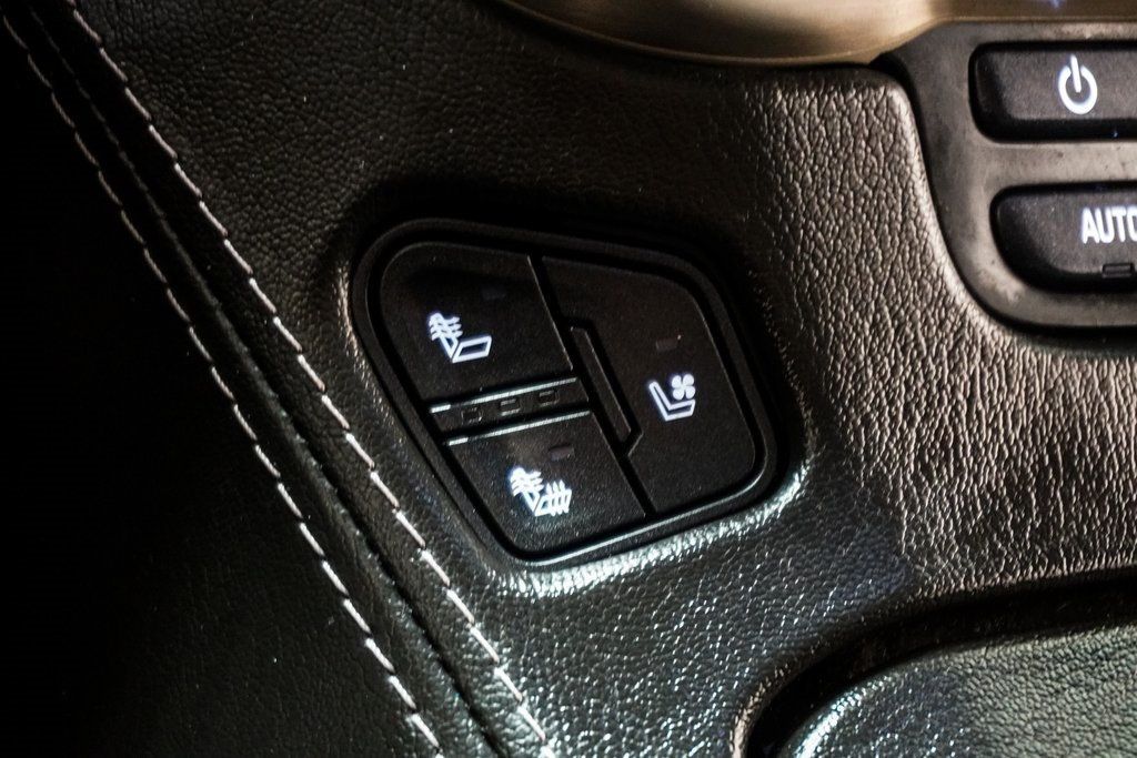 2020 Gmc Yukon XL Denali photo 36