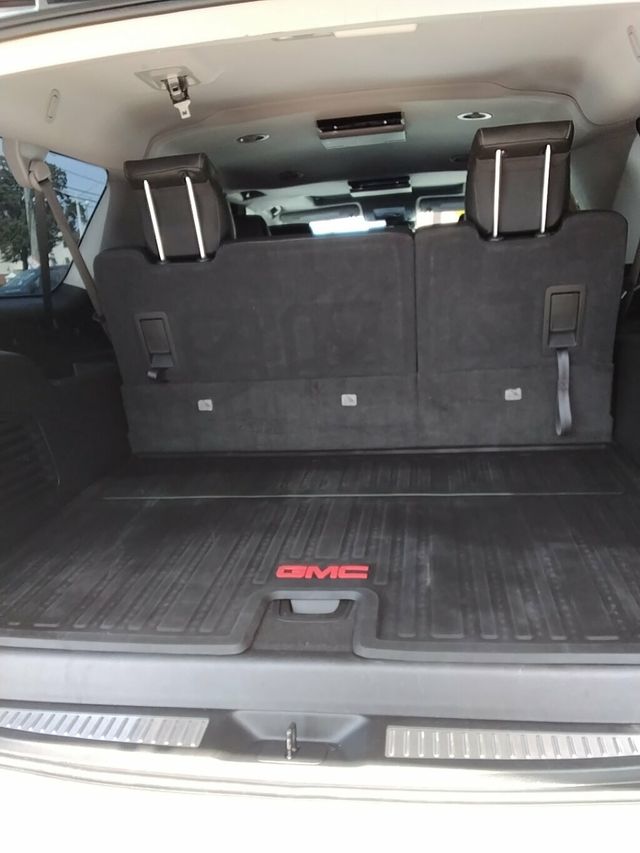 2020 GMC Yukon XL 2WD 4dr SLT Standard Edition - 23047599 - 11
