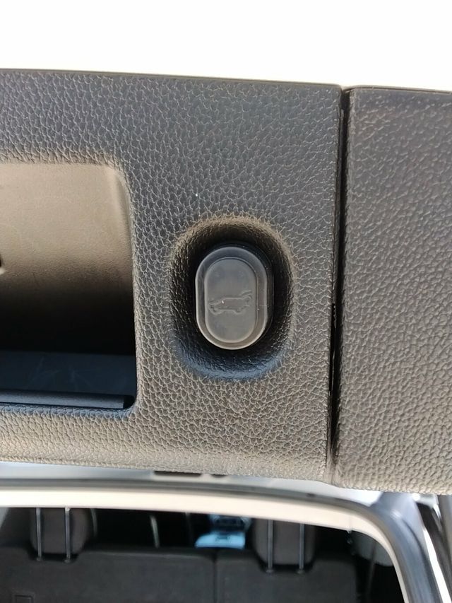 2020 GMC Yukon XL 2WD 4dr SLT Standard Edition - 23047599 - 12