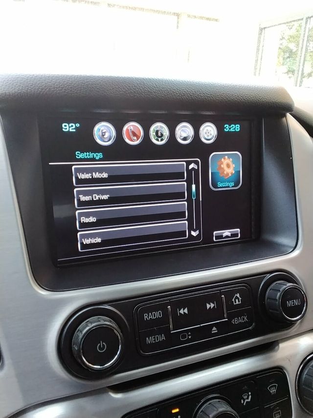 2020 GMC Yukon XL 2WD 4dr SLT Standard Edition - 23047599 - 22