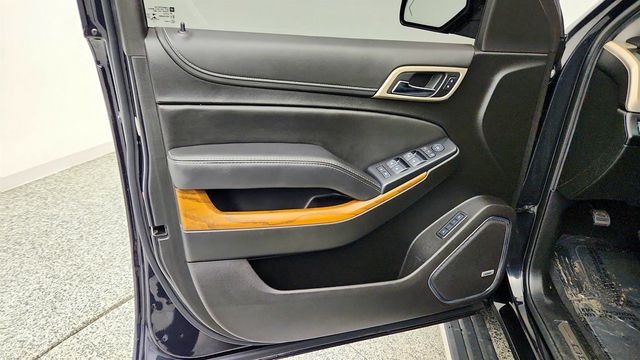2020 GMC Yukon XL 4WD 4dr Denali with Ultimate Package - 23023886 - 9