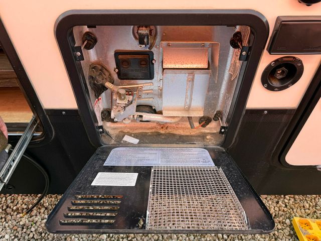 2020 Grand Design Momentum  - 22847949 - 12