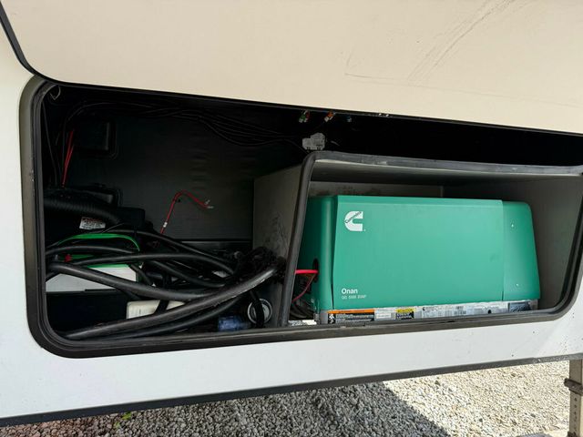 2020 Grand Design Momentum  - 22847949 - 16