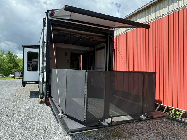 2020 Grand Design Momentum  - 22847949 - 26