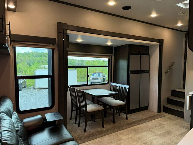 2020 Grand Design Momentum  - 22847949 - 42