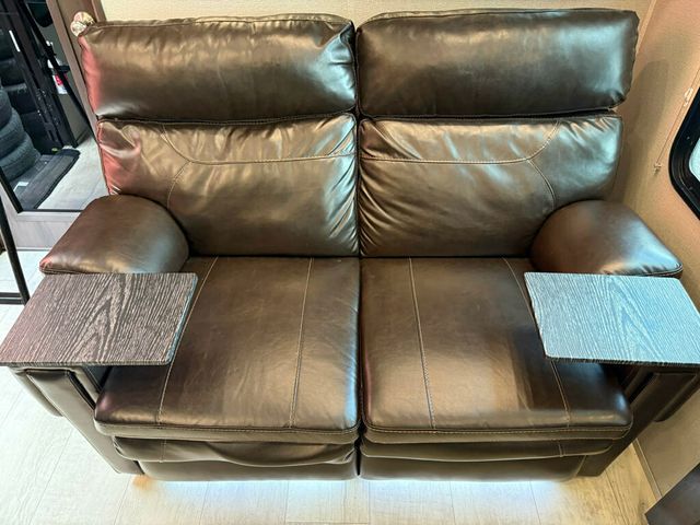 2020 Grand Design Momentum  - 22847949 - 53