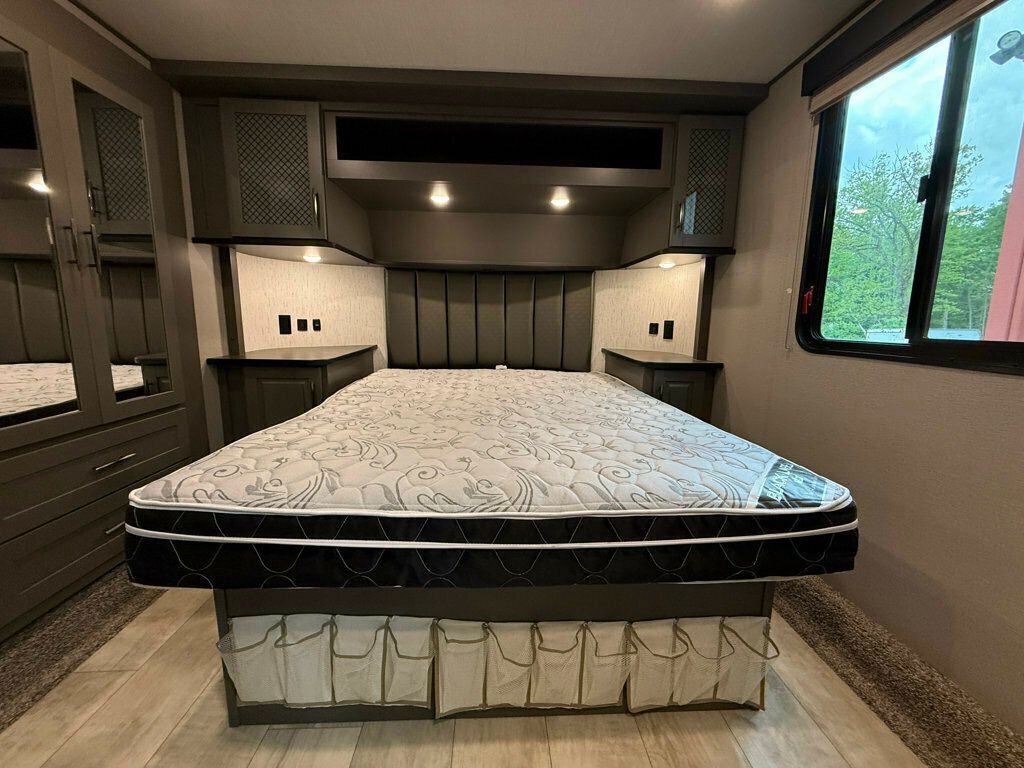 2020 Grand Design Momentum  - 22847949 - 64