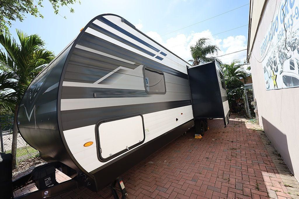 2022 Grand Design Recreational Transcend photo 2
