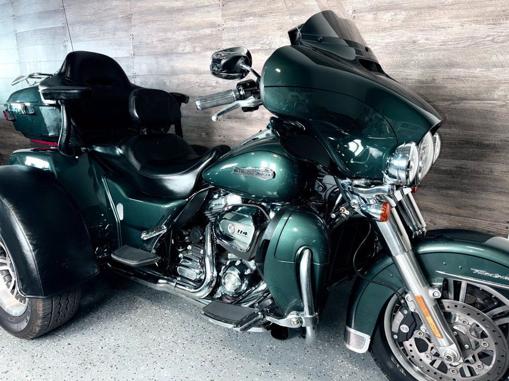 2020 Harley-Davidson FLHTCUTG Triglide Ultra LOW MILES! - 22885266 - 1