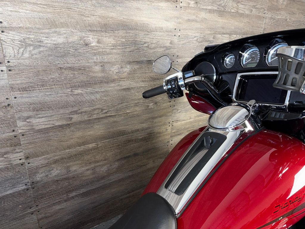 2020 Harley-Davidson FLHTK Ultra Limited SUPER CLEAN! - 23013188 - 5