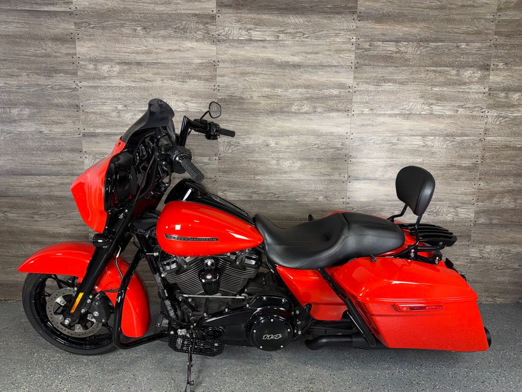 2020 Harley-Davidson FLHXS Street Glide Special LOW MILES! - 23055434 - 11