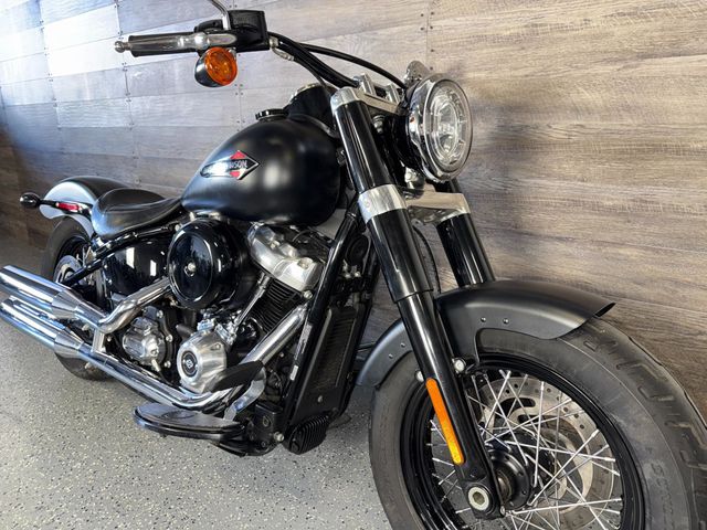2020 Harley-Davidson FLSL Softail Slim LIKE NEW! - 22988462 - 1