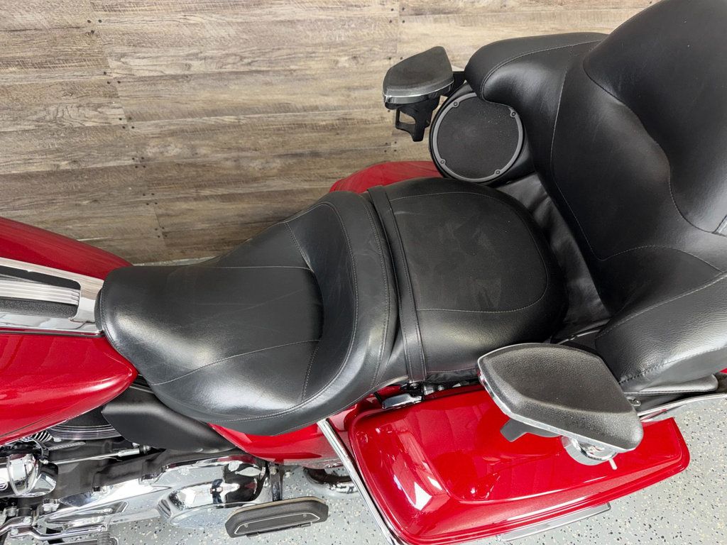 2020 Harley-Davidson FLTRK Road Glide Limited LOW MILES! - 23003609 - 12