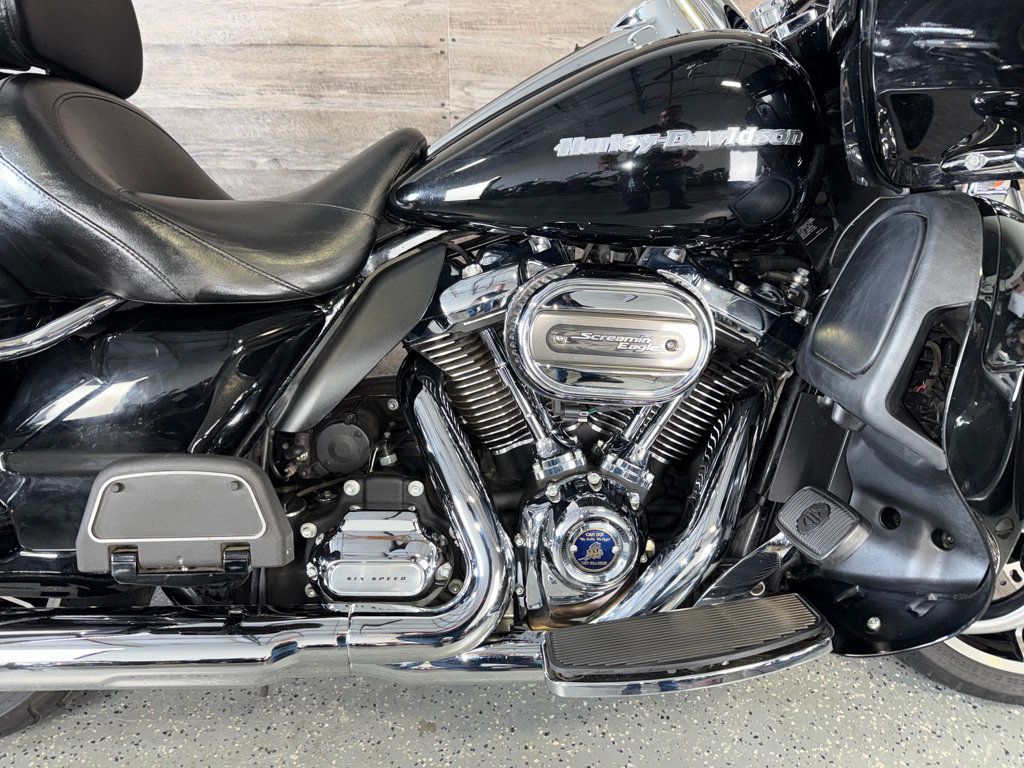 2020 Harley-Davidson FLTRK Road Glide Limited One Owner! - 23056803 - 4