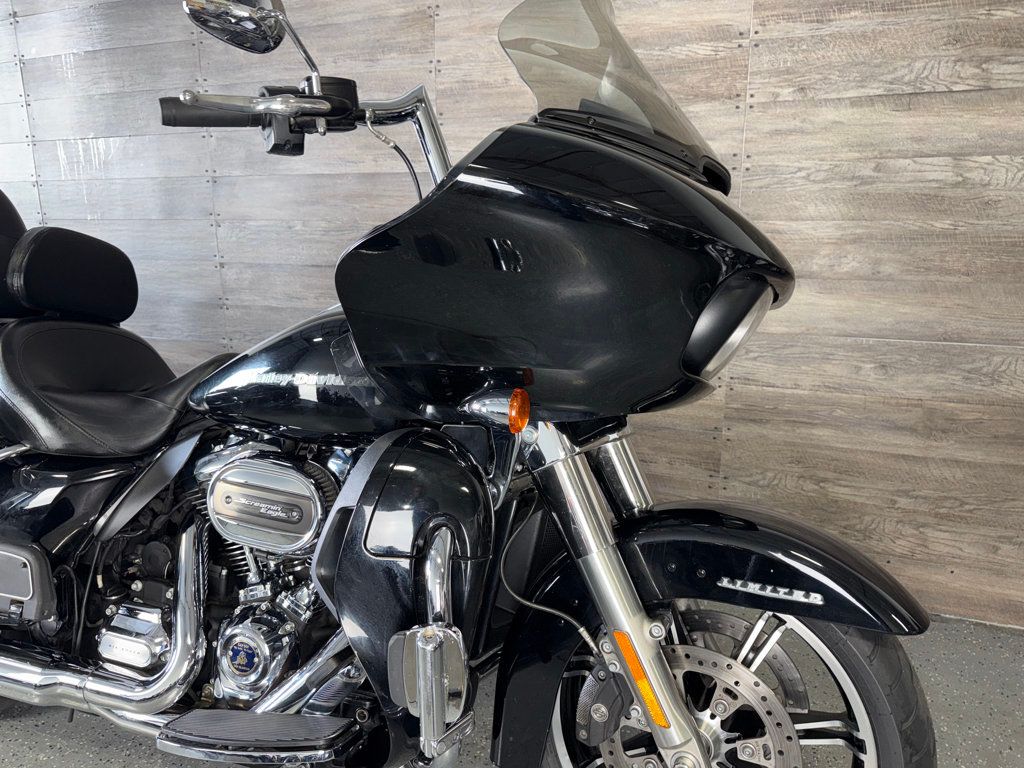 2020 Harley-Davidson FLTRK Road Glide Limited One Owner! - 23056803 - 5