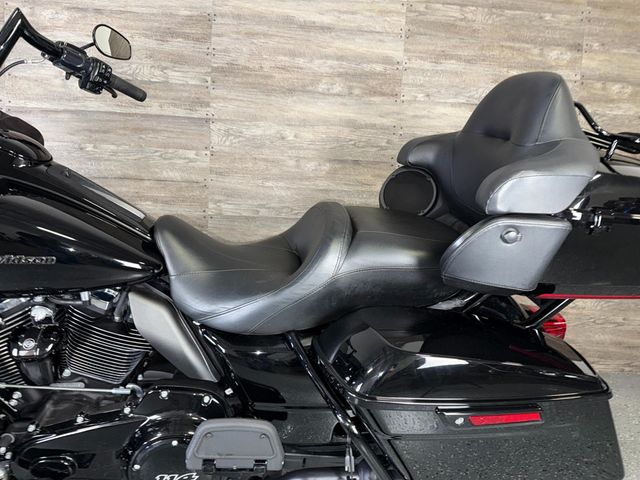 2020 Harley-Davidson FLTRK Road Glide Limited SUPER CLEAN! - 23042194 - 14