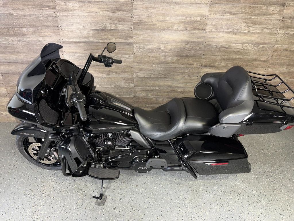 2020 Harley-Davidson FLTRK Road Glide Limited SUPER CLEAN! - 23042194 - 15