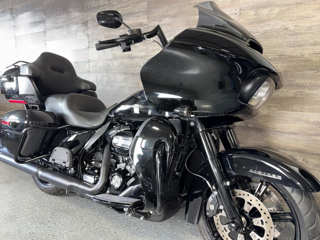 2020 Harley-Davidson FLTRK Road Glide Limited SUPER CLEAN! - 23042194 | Video 2