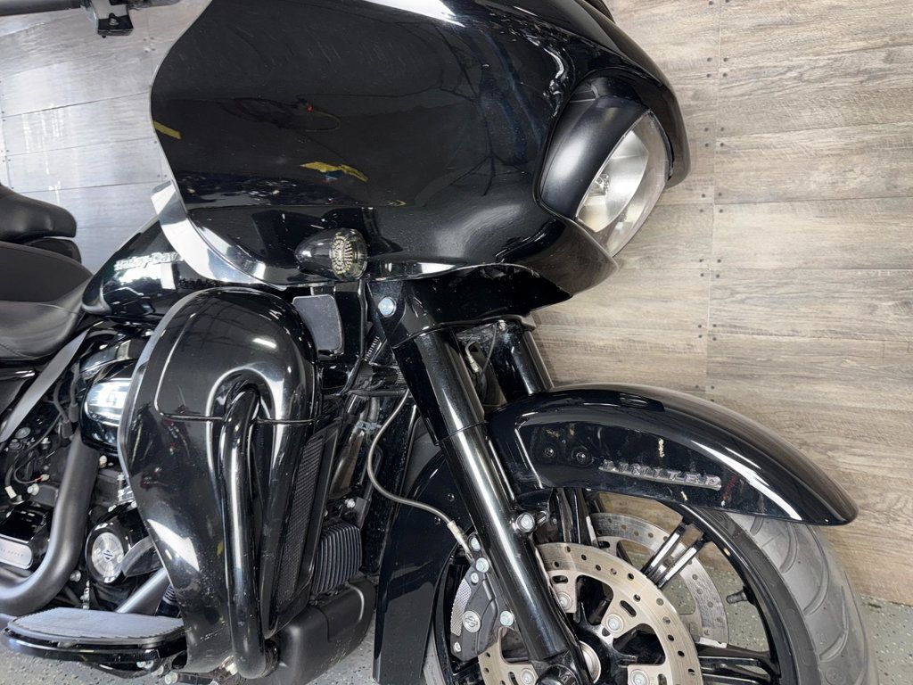 2020 Harley-Davidson FLTRK Road Glide Limited SUPER CLEAN! - 23042194 - 5