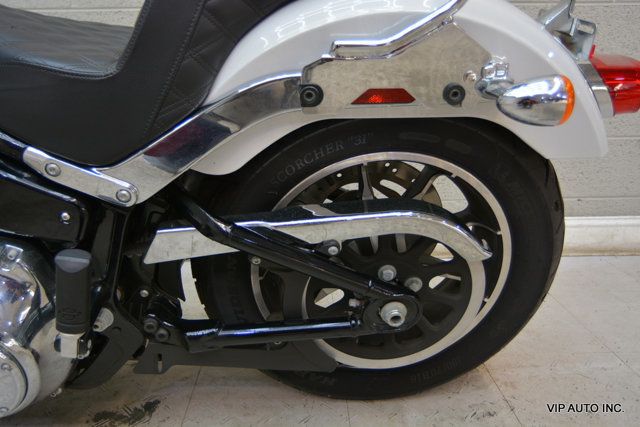 2020 Harley-Davidson FXLR  - 22970397 - 11