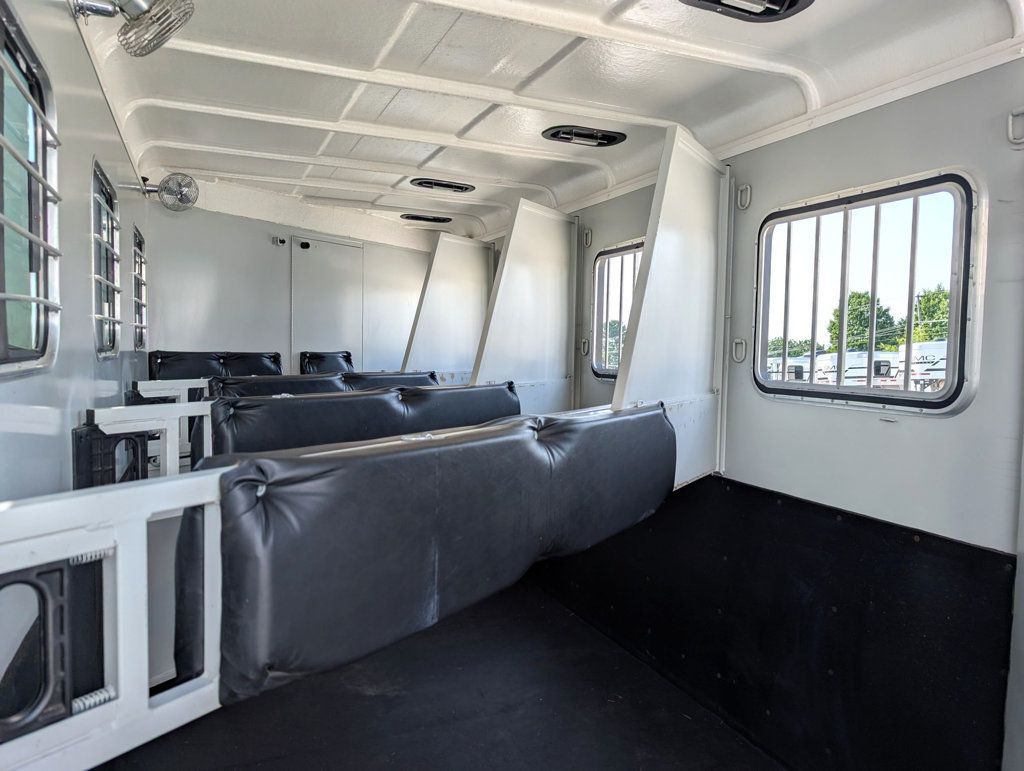 2020 Hawk 4 Horse Slant Load with Drop Windows  - 23049739 - 6
