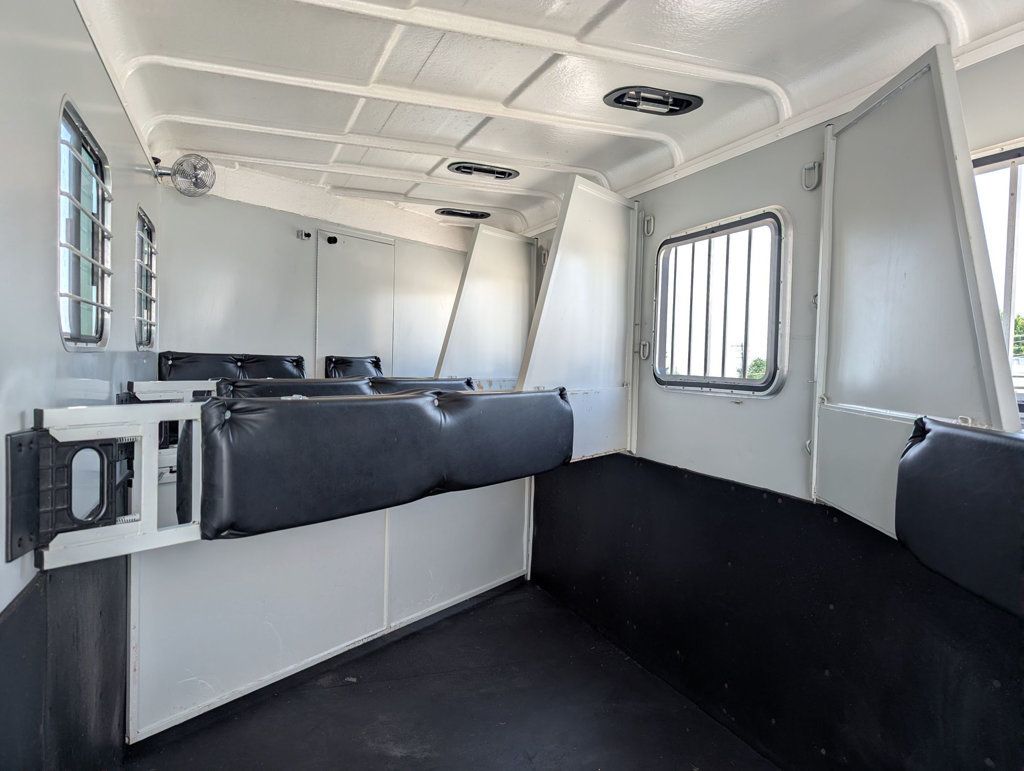 2020 Hawk 4 Horse Slant Load with Drop Windows  - 23049739 - 7