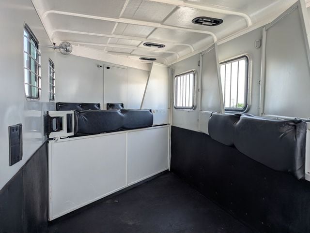2020 Hawk 4 Horse Slant Load with Drop Windows  - 23049739 - 8