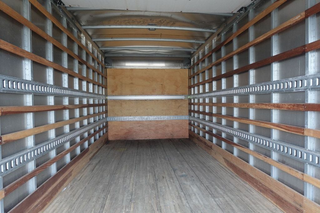 2020 HINO 155 (16ft Box with Lift Gate) - 22935936 - 17