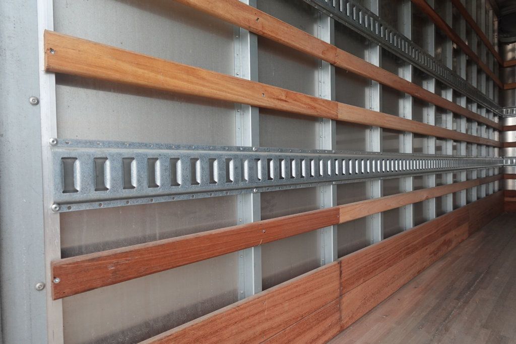 2020 HINO 155 (16ft Box with Lift Gate) - 22963547 - 24