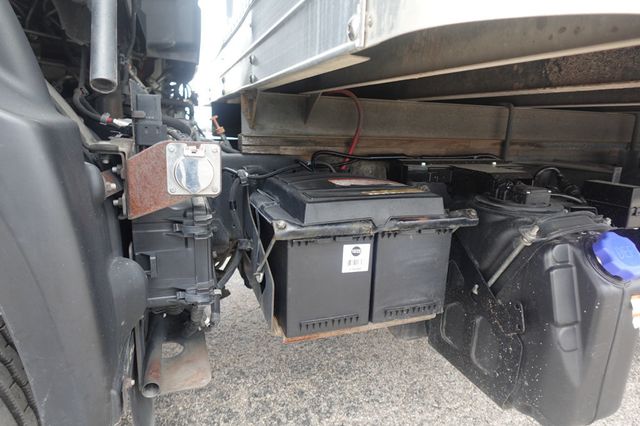 2020 HINO 155 (16ft Box with Lift Gate) - 22963547 - 33