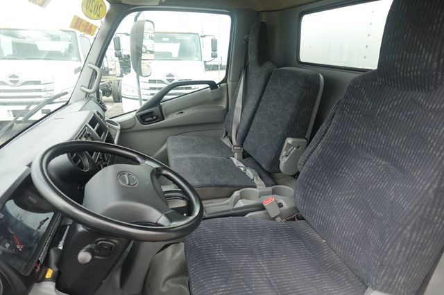 2020 HINO 155 (16ft Box with Lift Gate) - 22963617 - 35