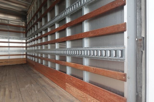 2020 HINO 155 (16ft Box with Lift Gate) - 22963621 - 23