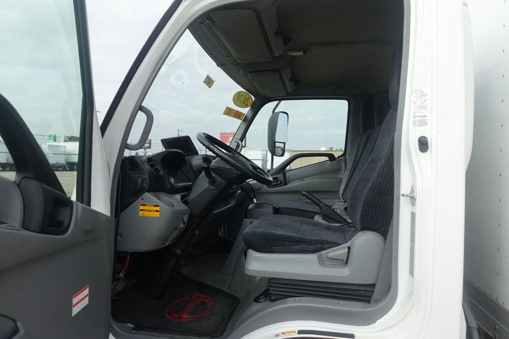 2020 HINO 155 (18ft Box w/ Lift Gate) - 22963613 - 35