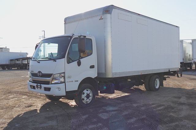 2020 HINO 155 (20ft Box with Lift Gate) - 22981278 - 2