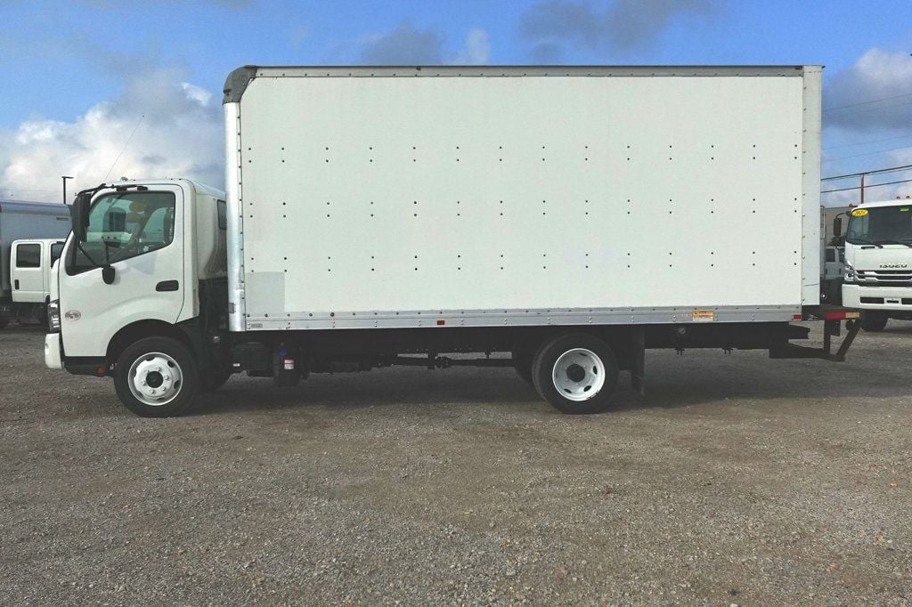 2020 HINO 195 (18ft Box with Step Bumper) - 22528810 - 3